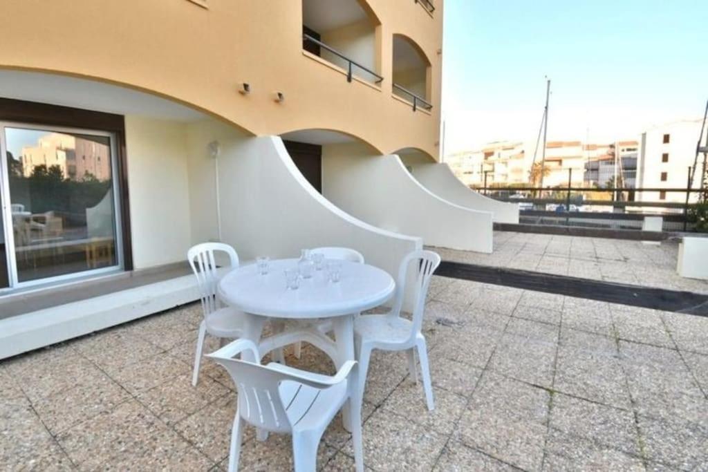 Confortable Appartement Grande Terrasse Piscine Parking Clim Agde Exteriör bild